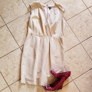 Beautiful Ann Taylor dress